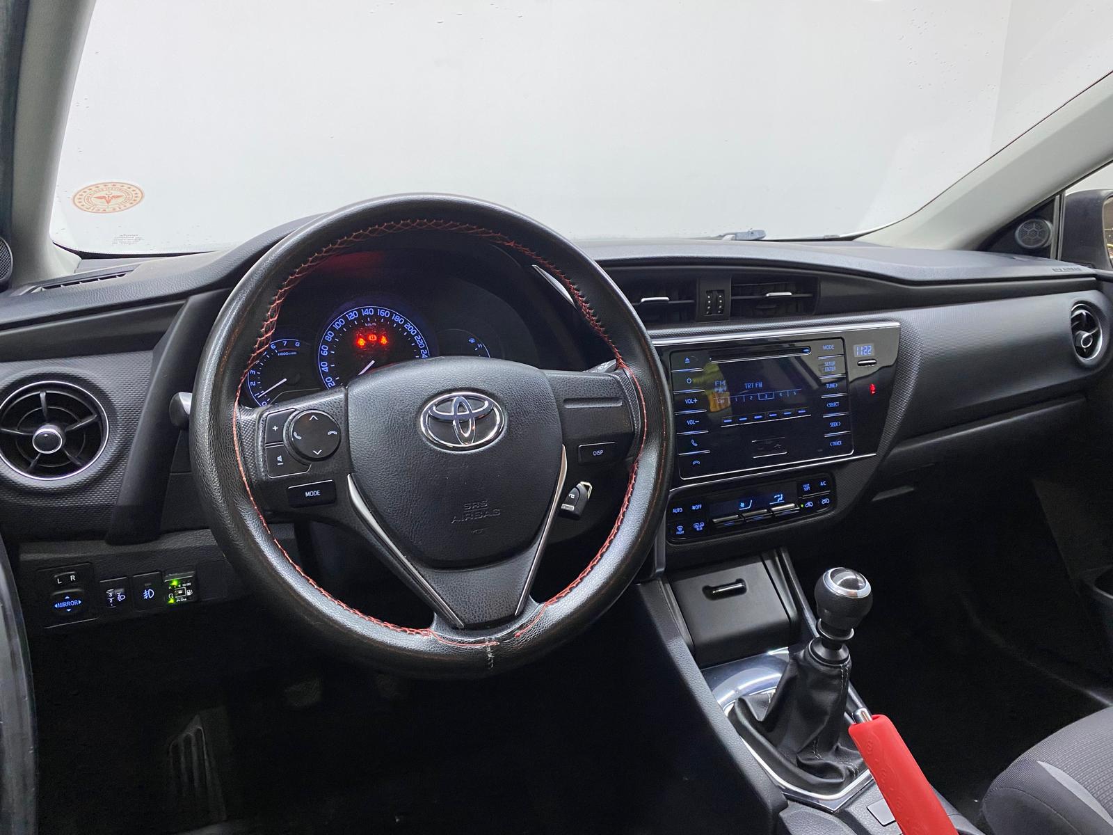 TOYOTA AURIS 22